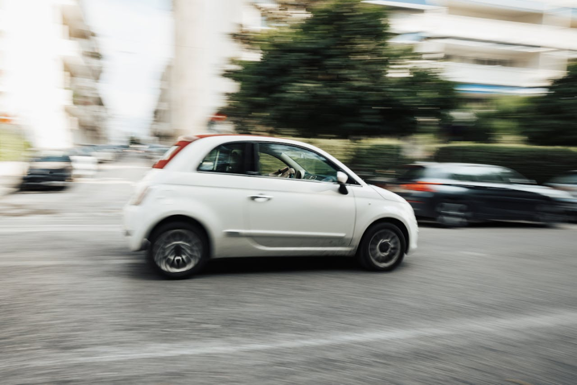 Borsos Kitti: Az önvezető járművek által megvalósított bűncselekmények miatti büntetőjogi felelősség